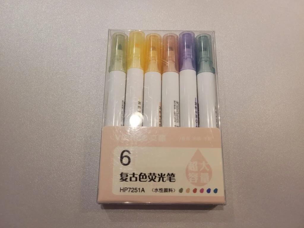 Pochette feutres larges